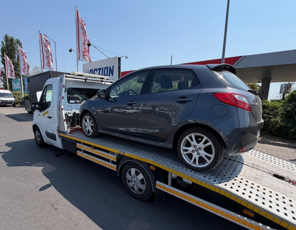 Skup aut Warszawa — hatchback na lawecie
