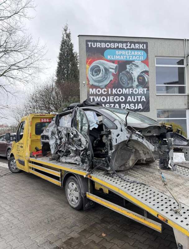Utylizacja aut Warszawa — wrak po wypadku, skup aut